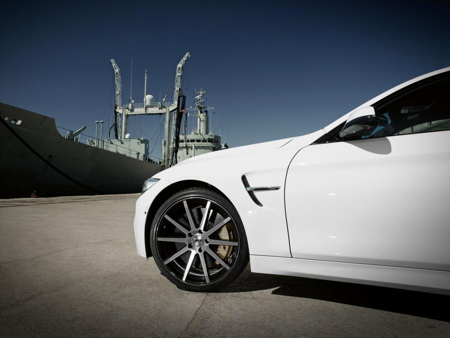  BMW M4 Coupe by AEZ Straight 2015 года  (фото 8 из 17)